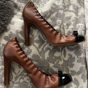 Tory Burch pumps